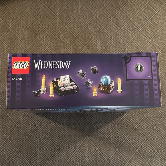LEGO Wednesday Addams Set - Black and White - Picture 5 of 5